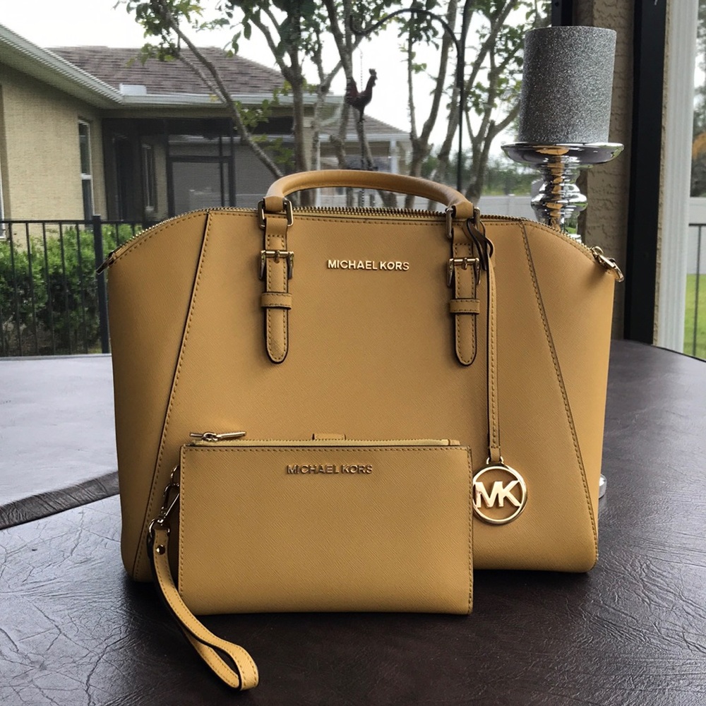 Michael Kors purse & wallet